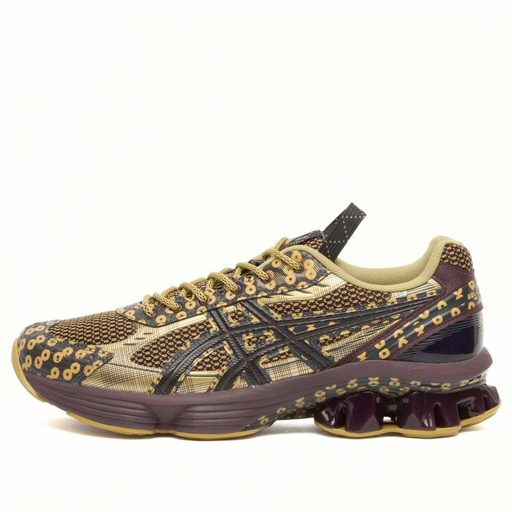 Photo: Asics US7-S Gel-Kenetic Fluent Sneakers in Beniimo Purple/Lemongrass