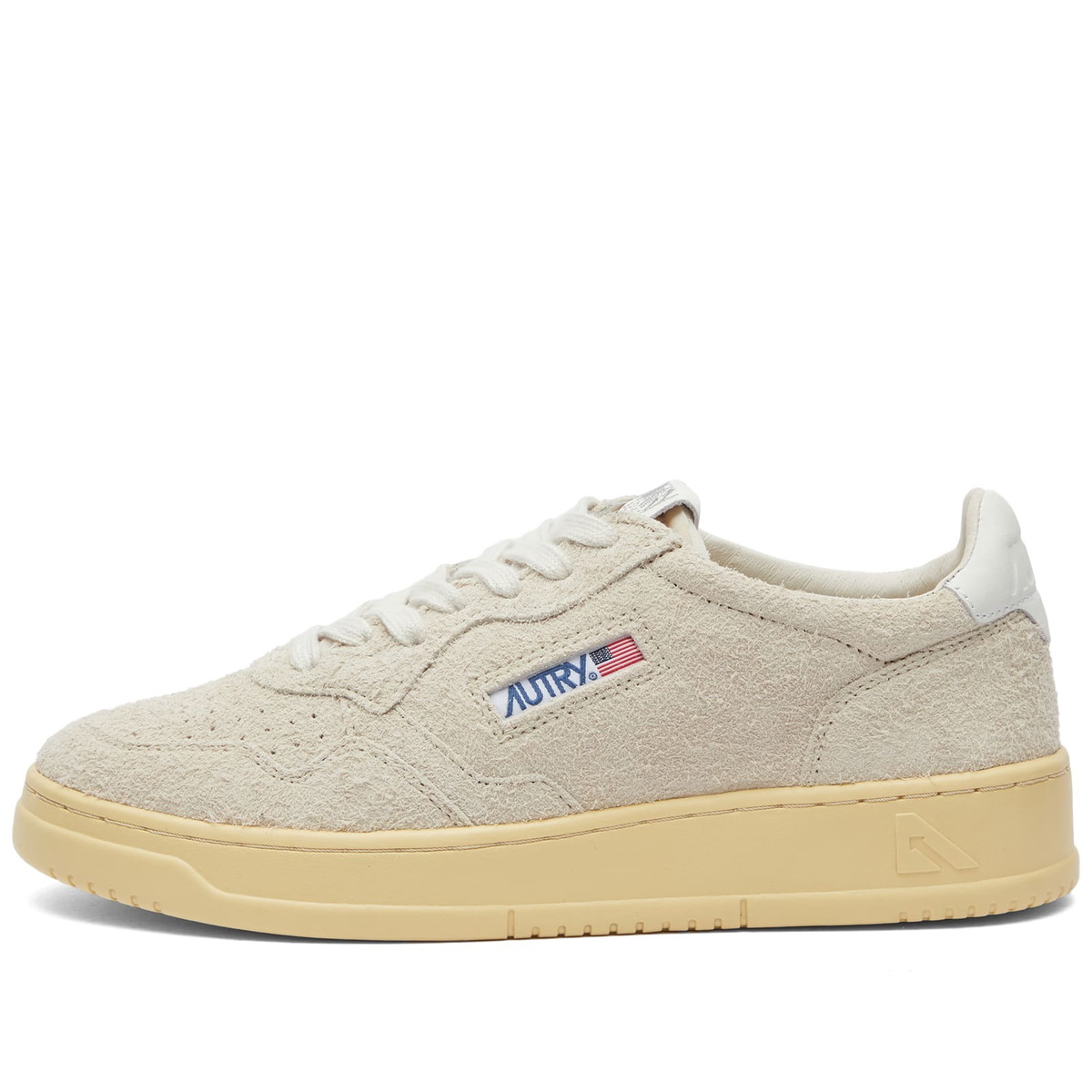 Autry Women's Medalist Low Sneakers in White