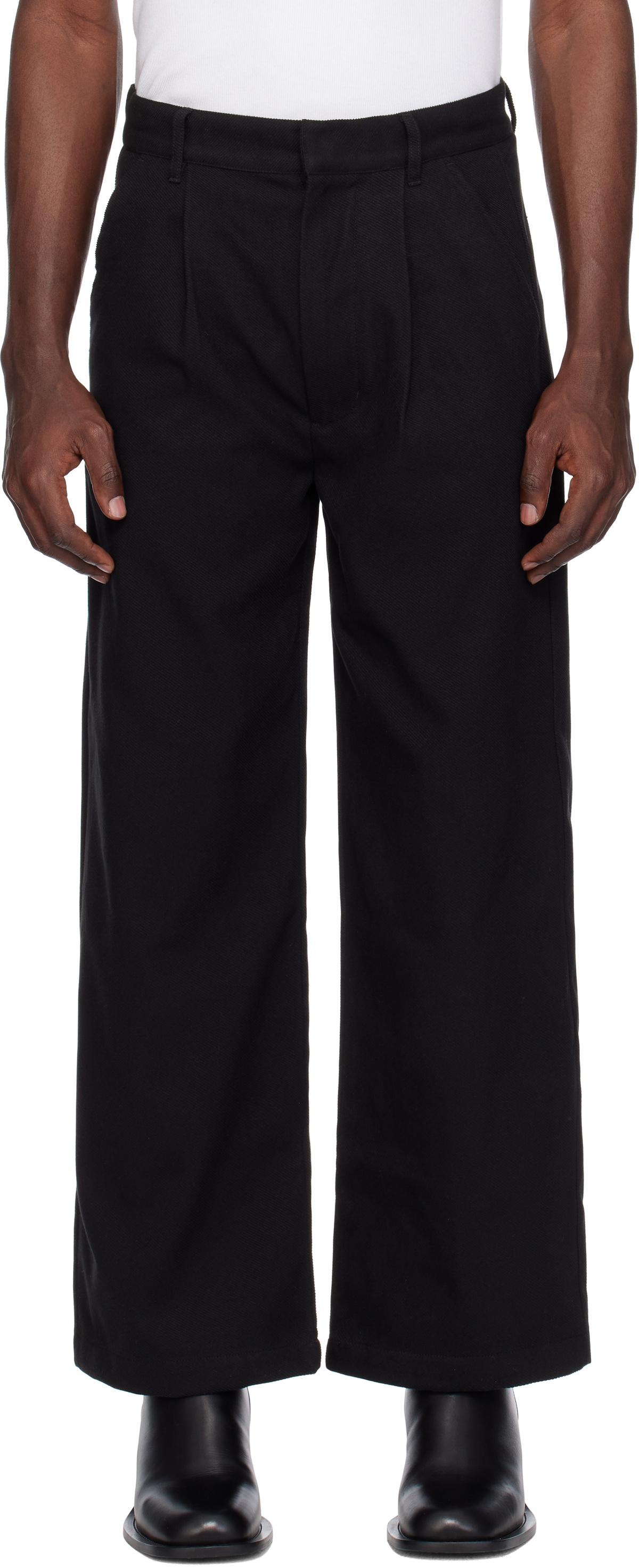 Izzue Black Relaxed Fit Twill Pants