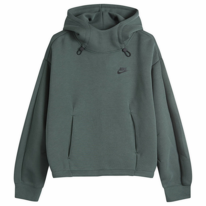 Photo: Nike Women's Tech Fleece Oversized Hoodie in Green/Black