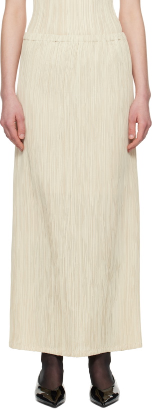 Photo: LE17SEPTEMBRE Beige Freya Pleats Midi Skirt
