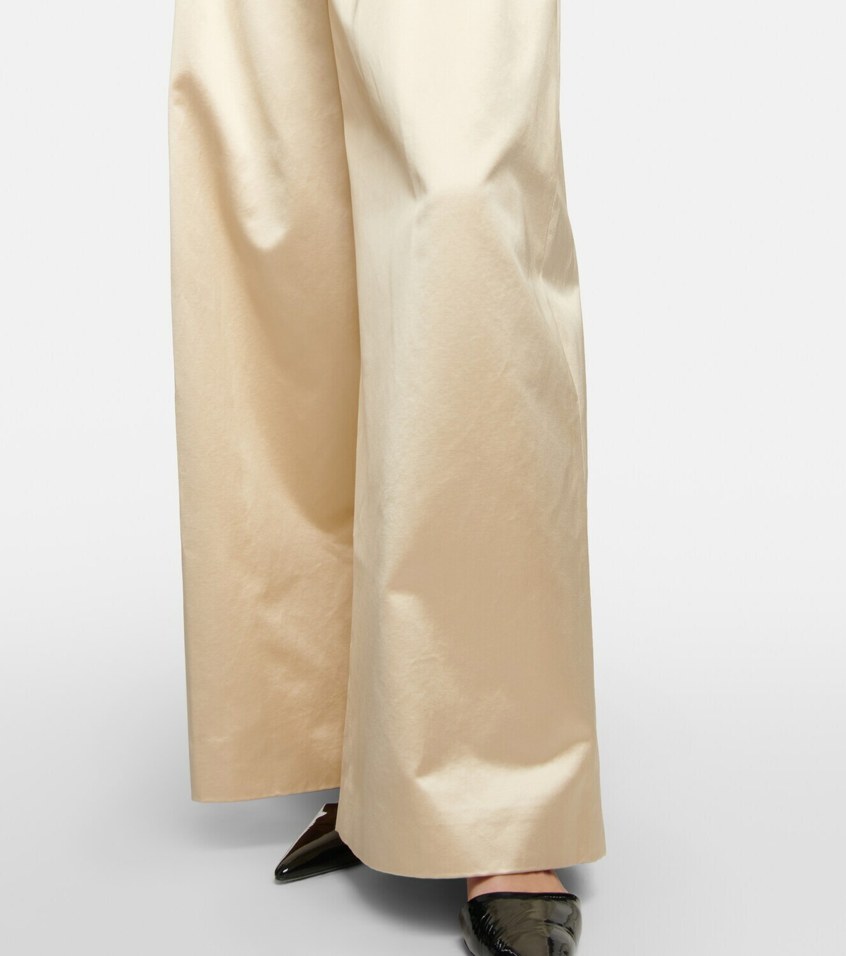 【Khaite】 Rico high-riseワイドレッグパンツ Rico high-rise wide-leg pants in white - Khaite | Mytheresa