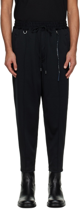 Photo: mastermind JAPAN Black Stitched Tapered Trousers