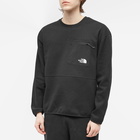 The North Face Men's Tech Fleece Crew Sweat in Tnf Black