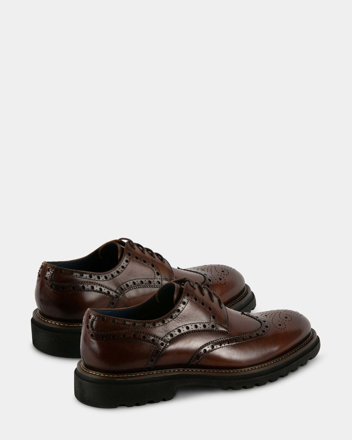 Steve Madden Kasaan Dress Shoes in Tan