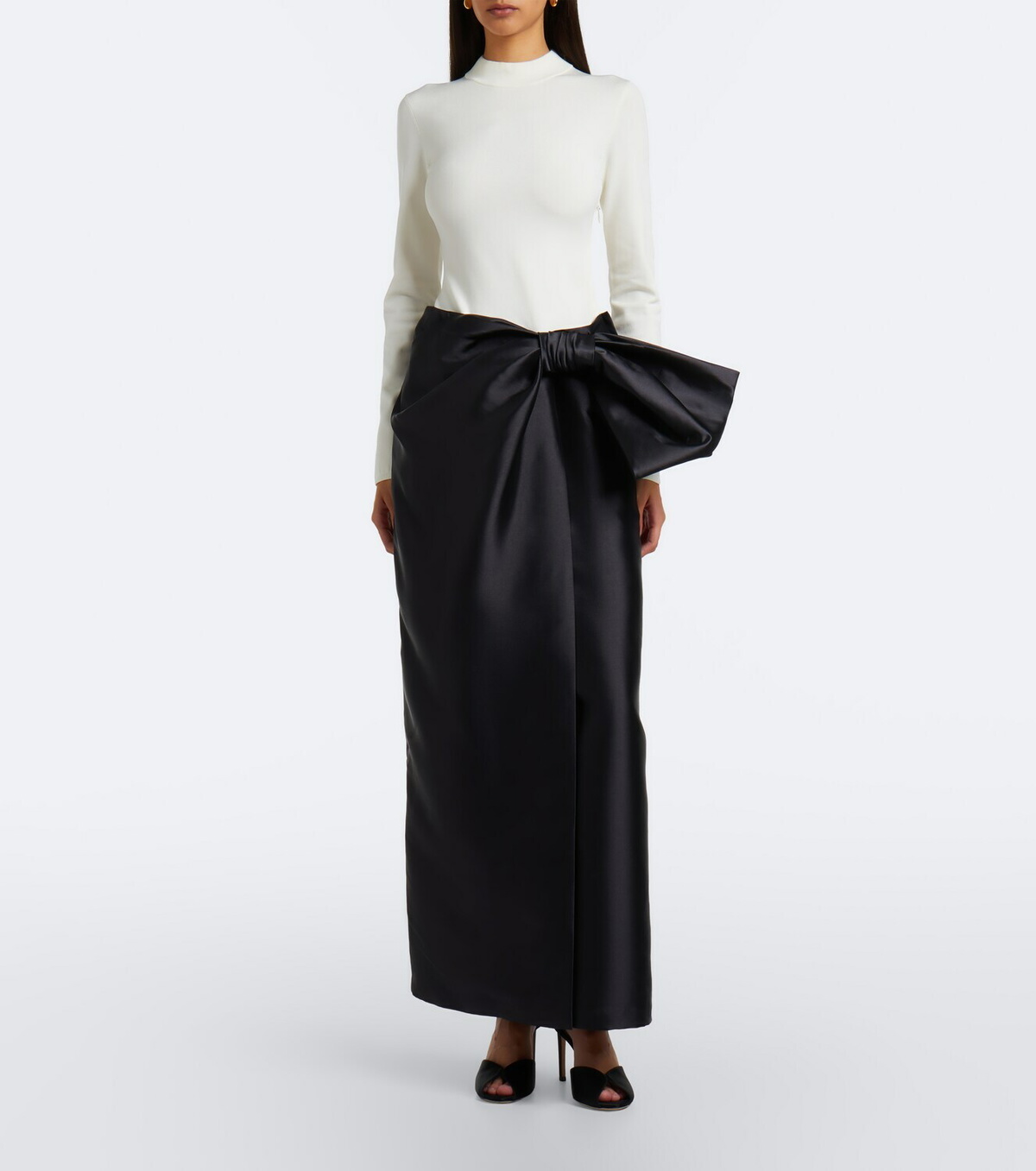Simkhai Coralyne bow-detail knitted satin gown