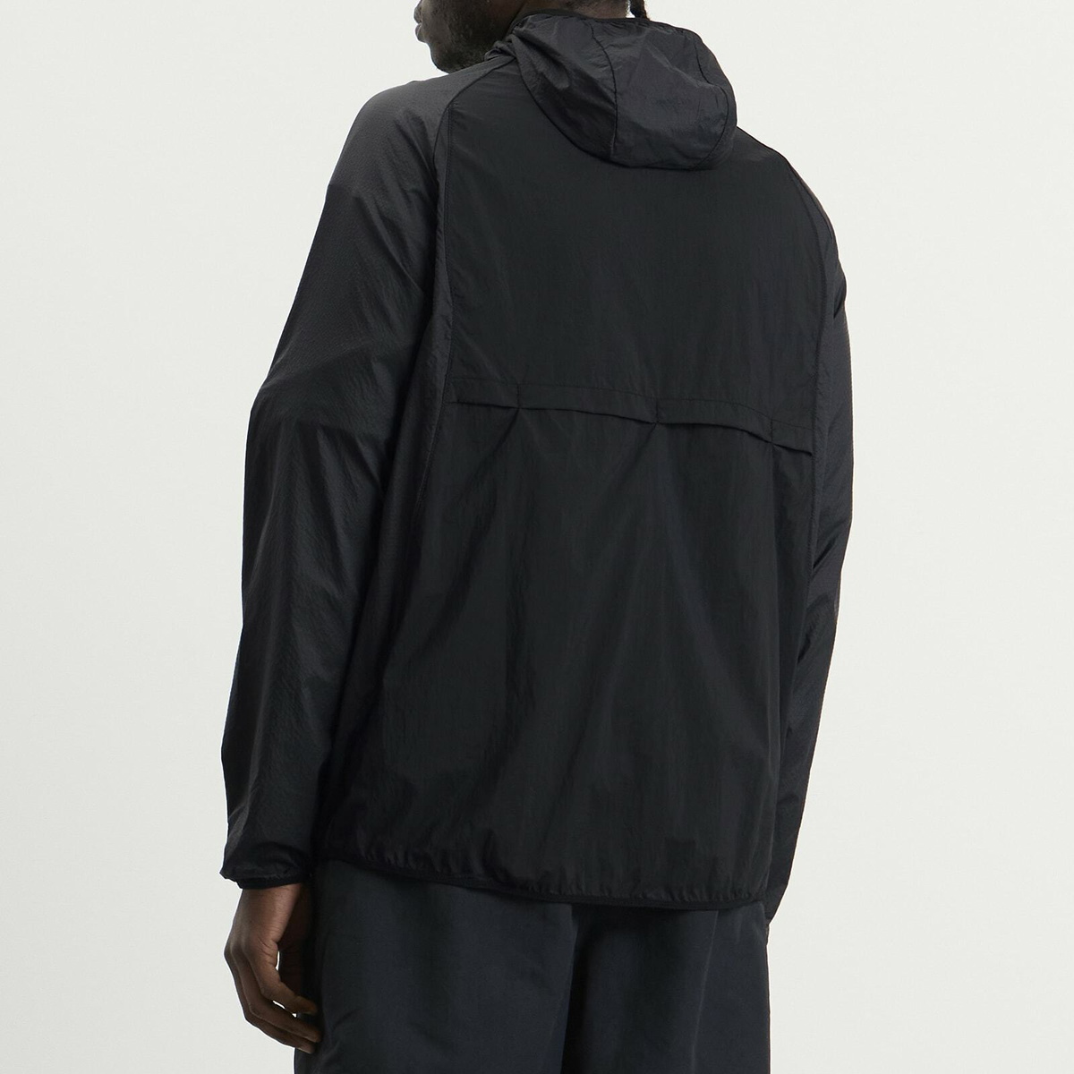 Nike Men's ACG Aireez Jacket in Black/Summit White