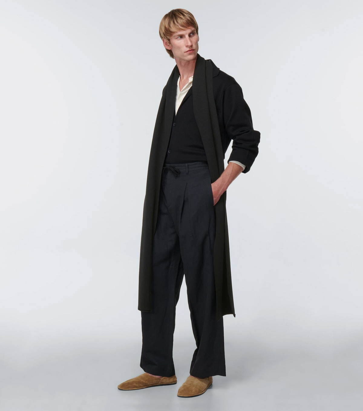 THE ROW ブラック マフラー　kaduna scarf THE ROW ブラック マフラー kaduna scarf マフラー・スカーフ