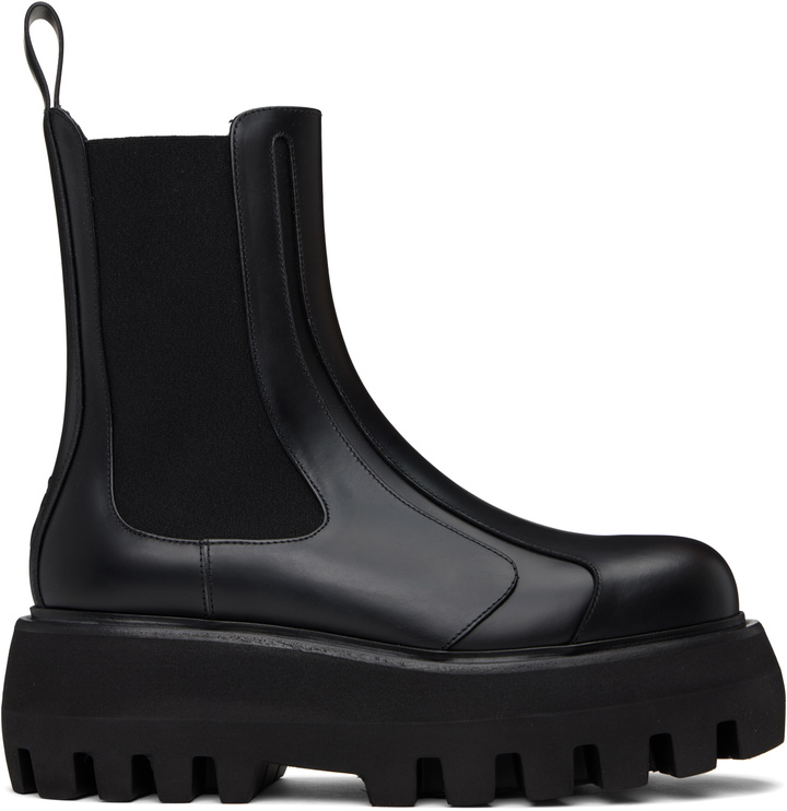 Photo: McQueen Black Sofa Chelsea Boots
