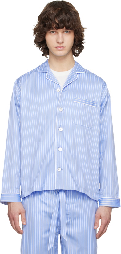 Photo: Tekla Blue Sateen Long-Sleeved Pyjama Shirt