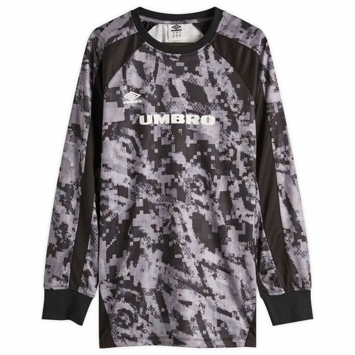Photo: Umbro Taped Digi Long Sleeve Jersey in Black Camo
