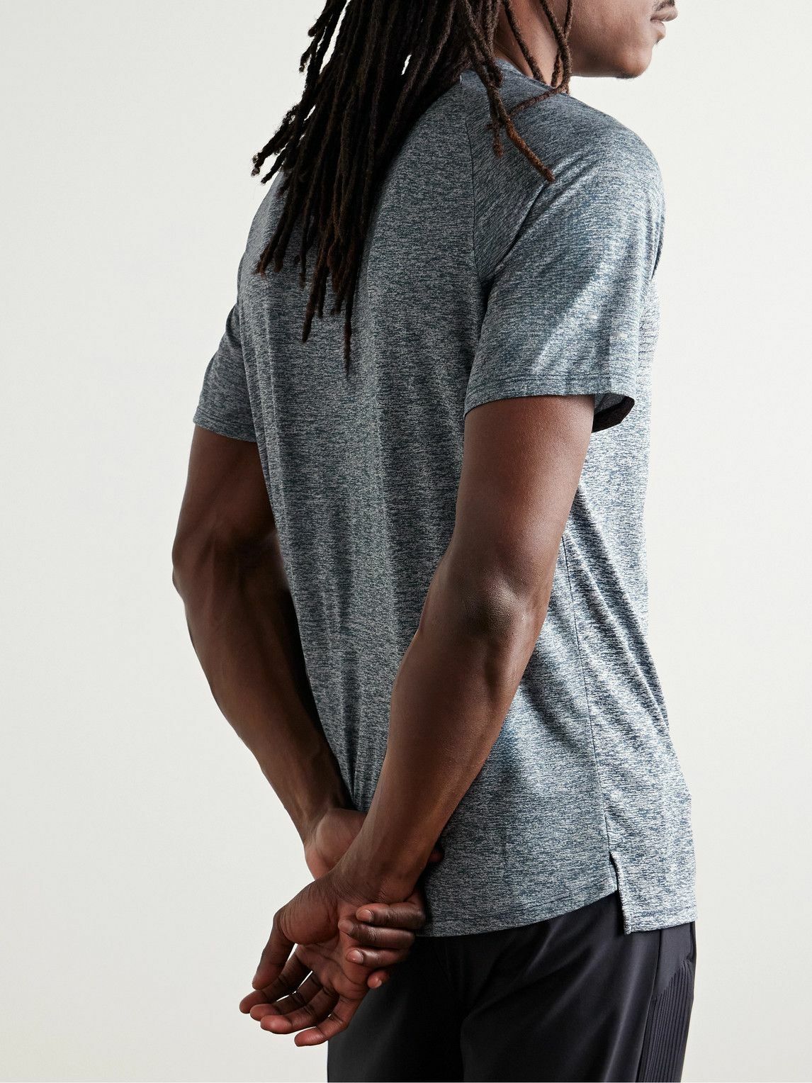 NIKE RUNNING - Stride Dri-FIT ADV Mesh T-Shirt - Blue
