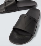 Valentino Garavani VLogo slides