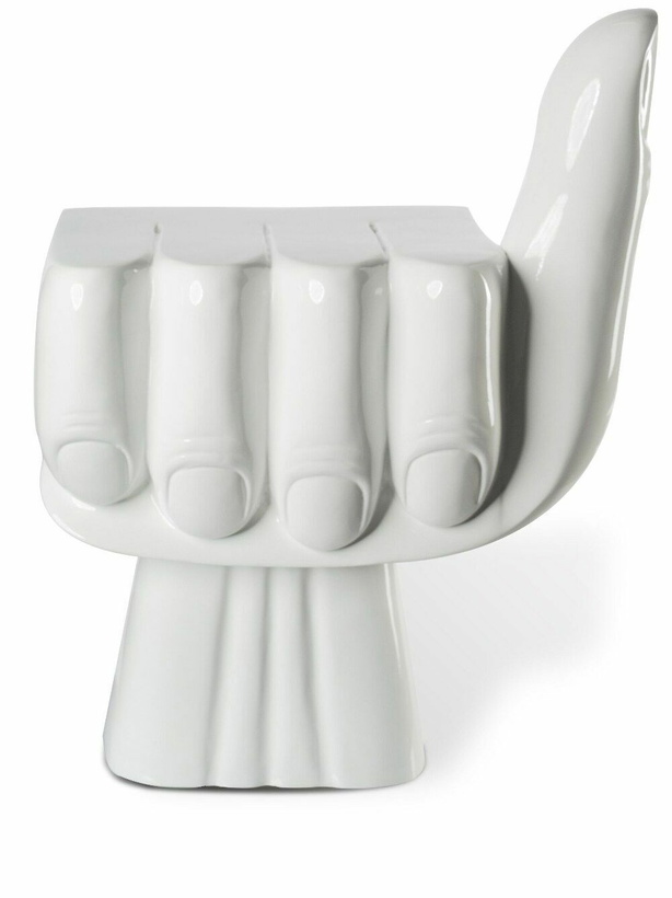 Photo: POLSPOTTEN White Chair Fist
