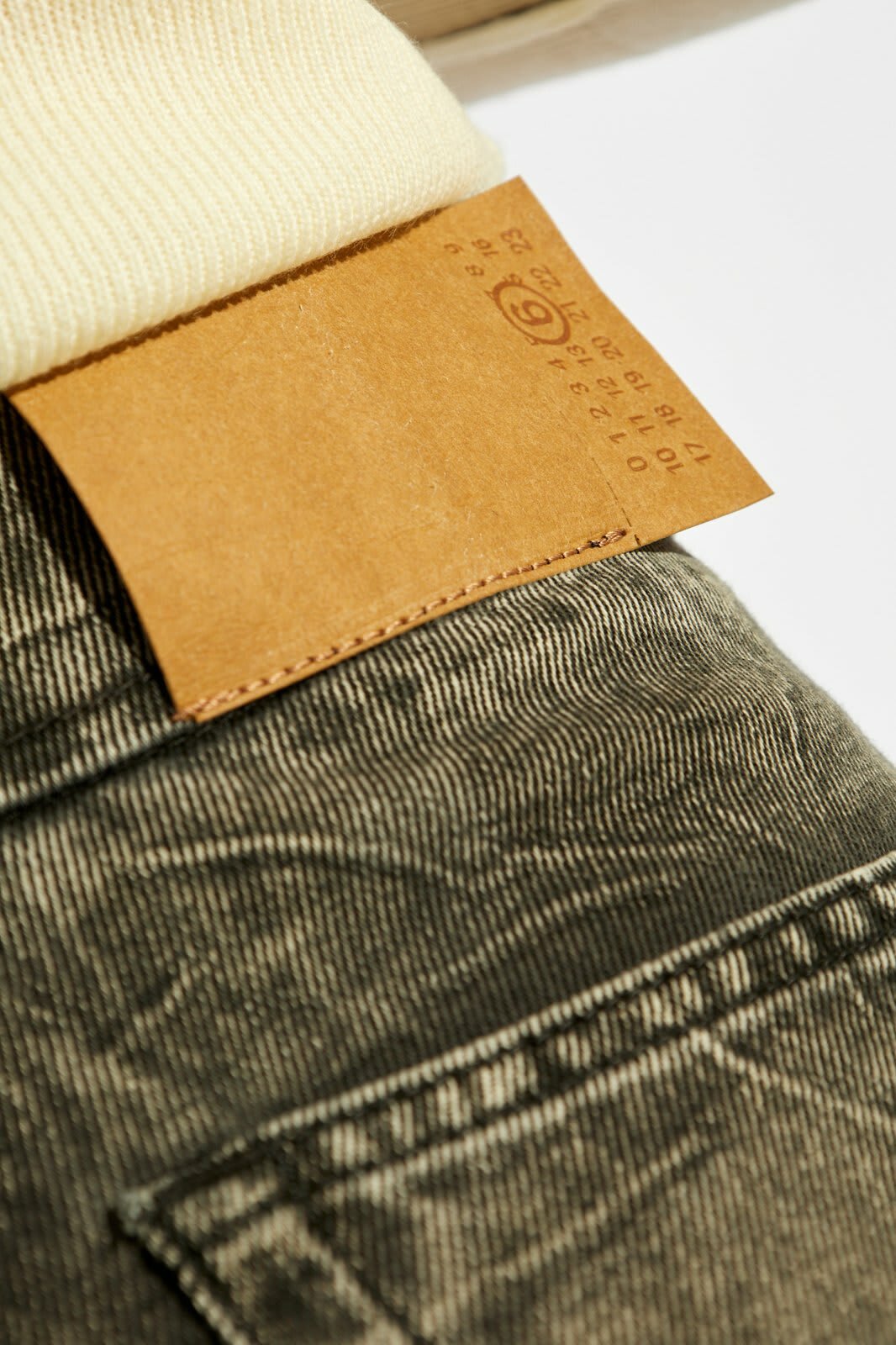 MM6 Maison Margiela Logo Patch Wide-leg Jeans