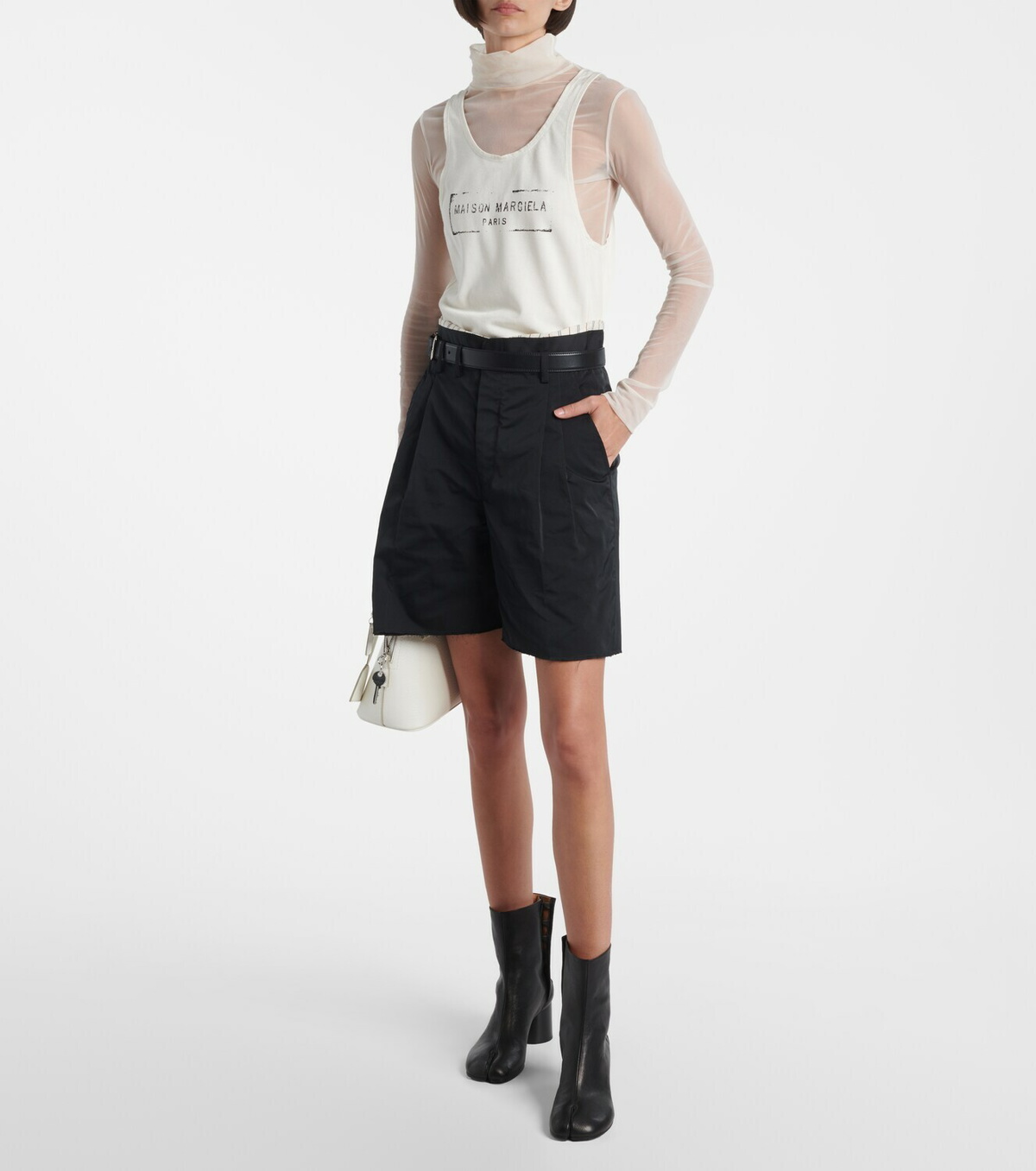Maison Margiela Distressed shorts