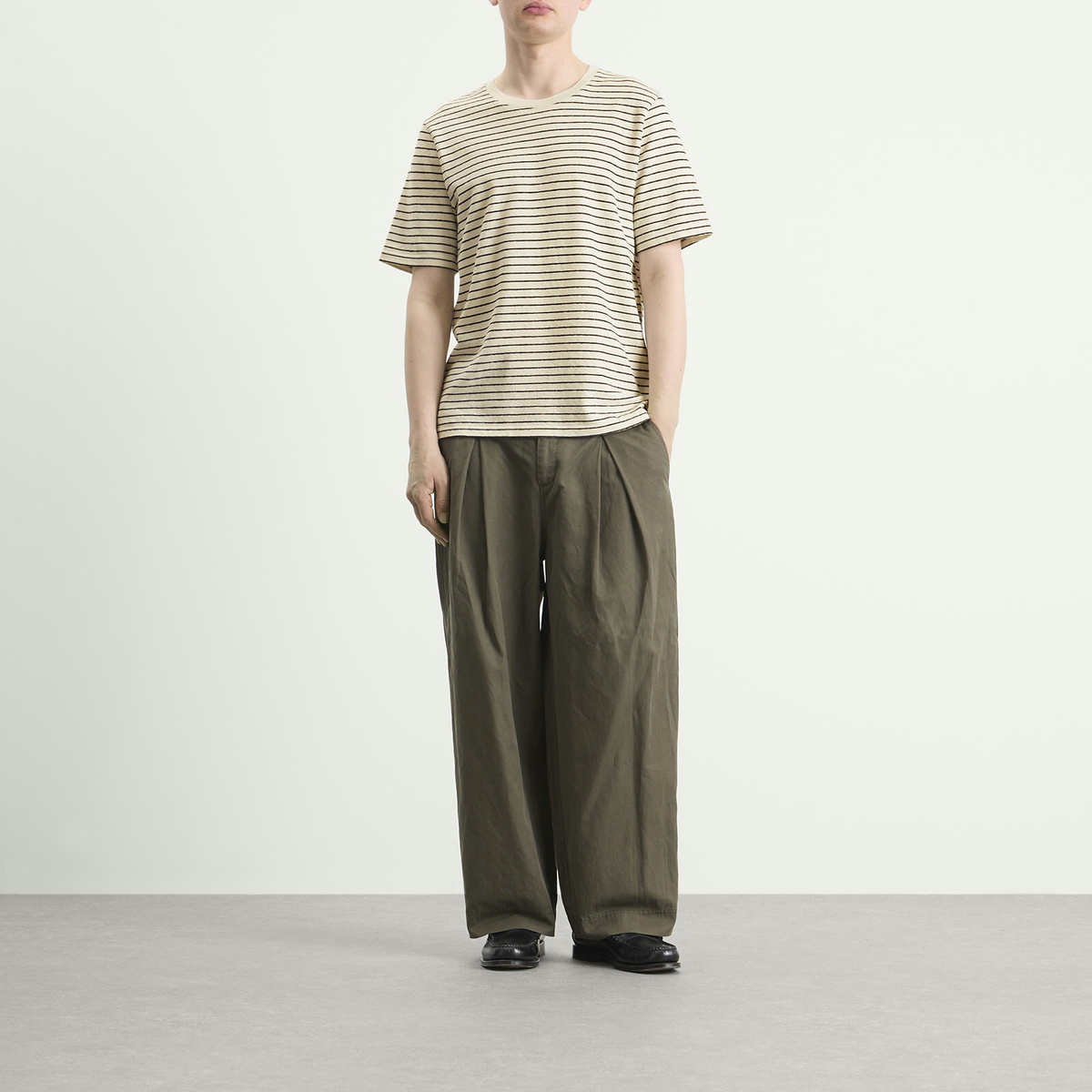 Folk Men's Textured Stripe T-Shirt in Ecru/Black