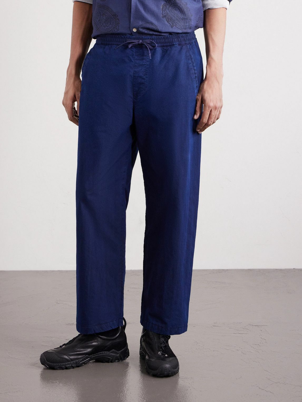 A Kind Of Guise - Nanamica Insulation Cropped Straight-Leg Padded Cotton-Blend Trousers - Blue