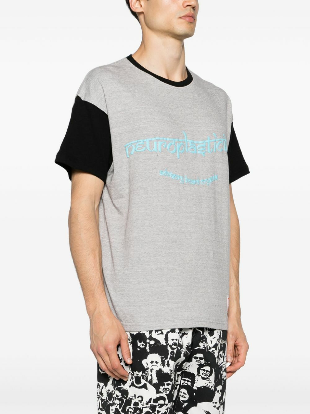 Advisory Board Crystals Grey Text Print Cotton T-Shirt