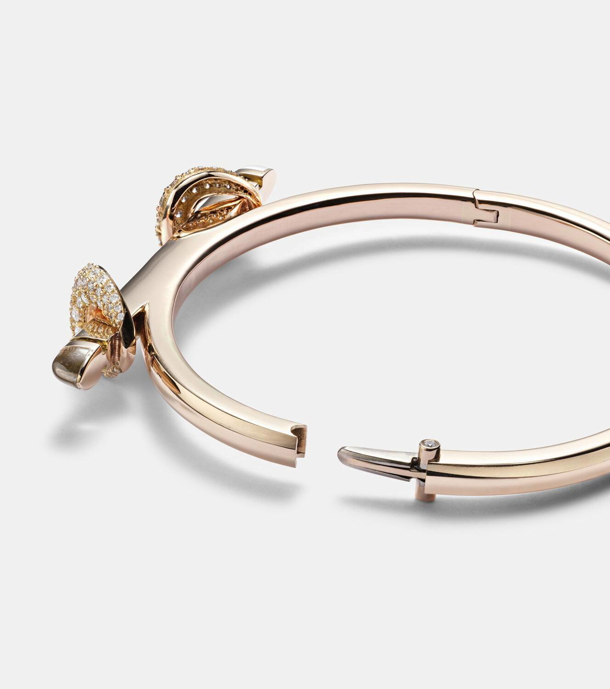 Ananya Chakra Icon 18kt rose gold bracelet with diamonds and quartz