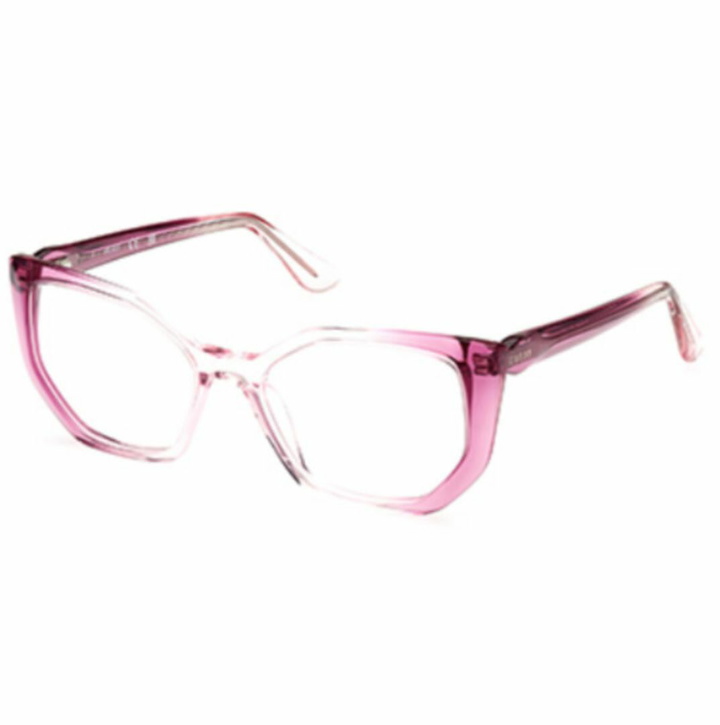 Photo: Gu2966077 From Guess
