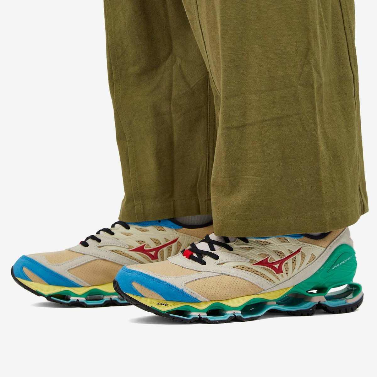Mizuno Men's WAVE PROPHECY LS 'CITY POP' Sneakers in Mojave