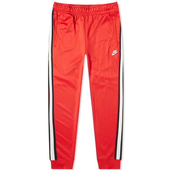 Photo: Nike Tribute Jogger