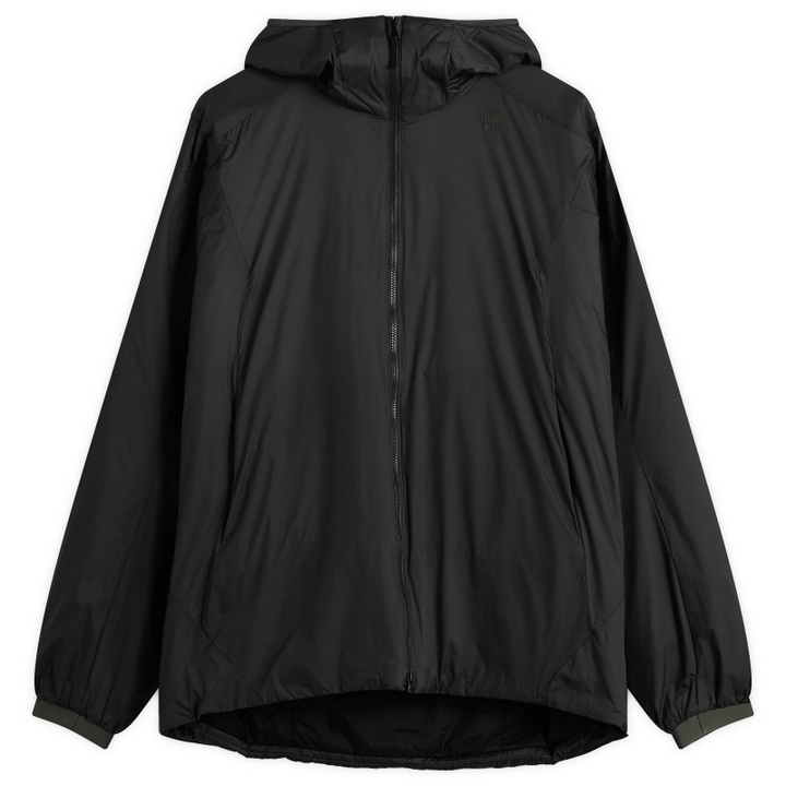 Photo: Goldwin Men's PERTEX QUANTUM Padded Warm Jacket in Black