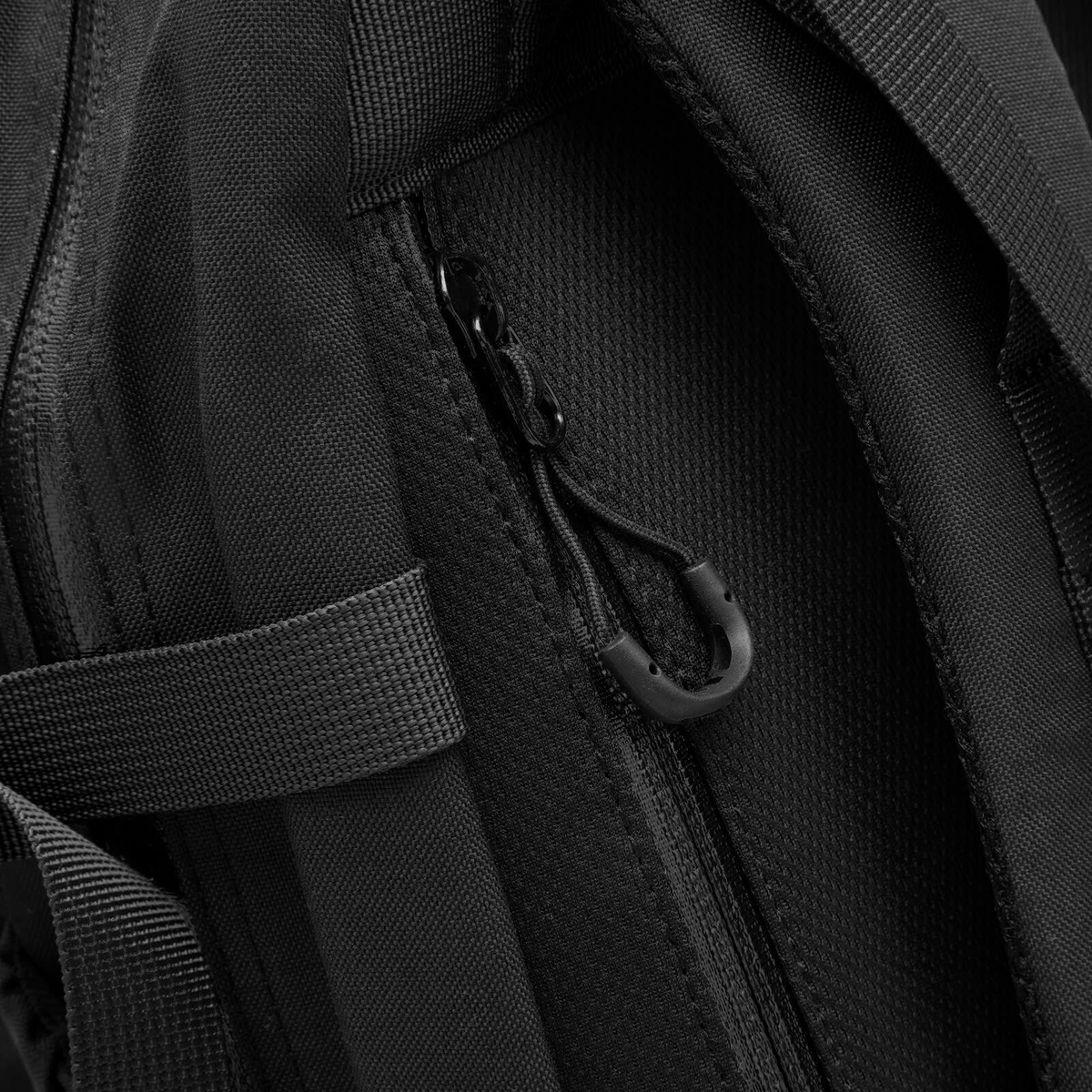 CMF Outdoor Garment Men's Weekenderz Backpack in Black CMF Comfy