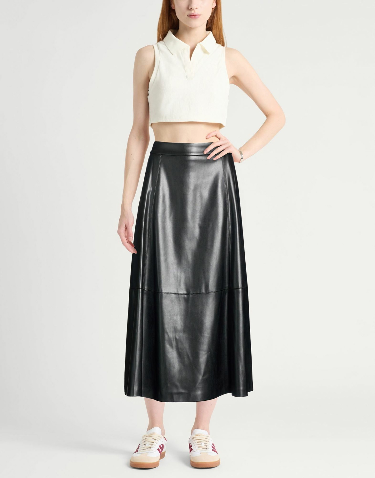Manila Grace Womens Midi skirt in Black