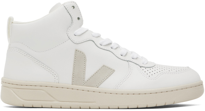 Photo: VEJA White V-15 Sneakers