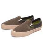 Vans LX Classic Slip-On 98 sneaker in Suede Coal Brown