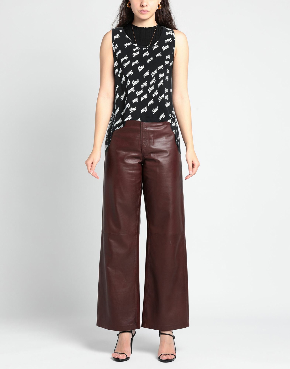 Shoe Womens Top in Black