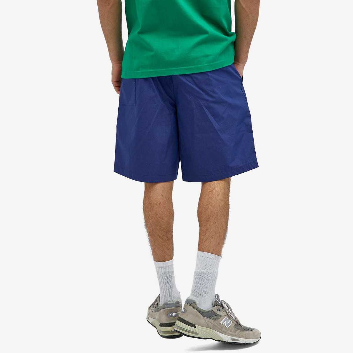 Garbstore Men's Pleated Wide Easy Shorts in Royal Blue