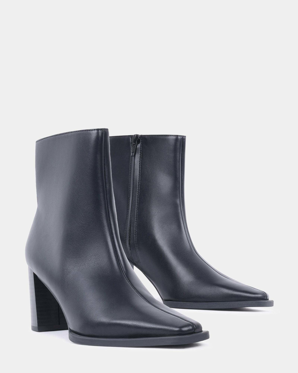 Steve Madden Jubilant Booties in Black