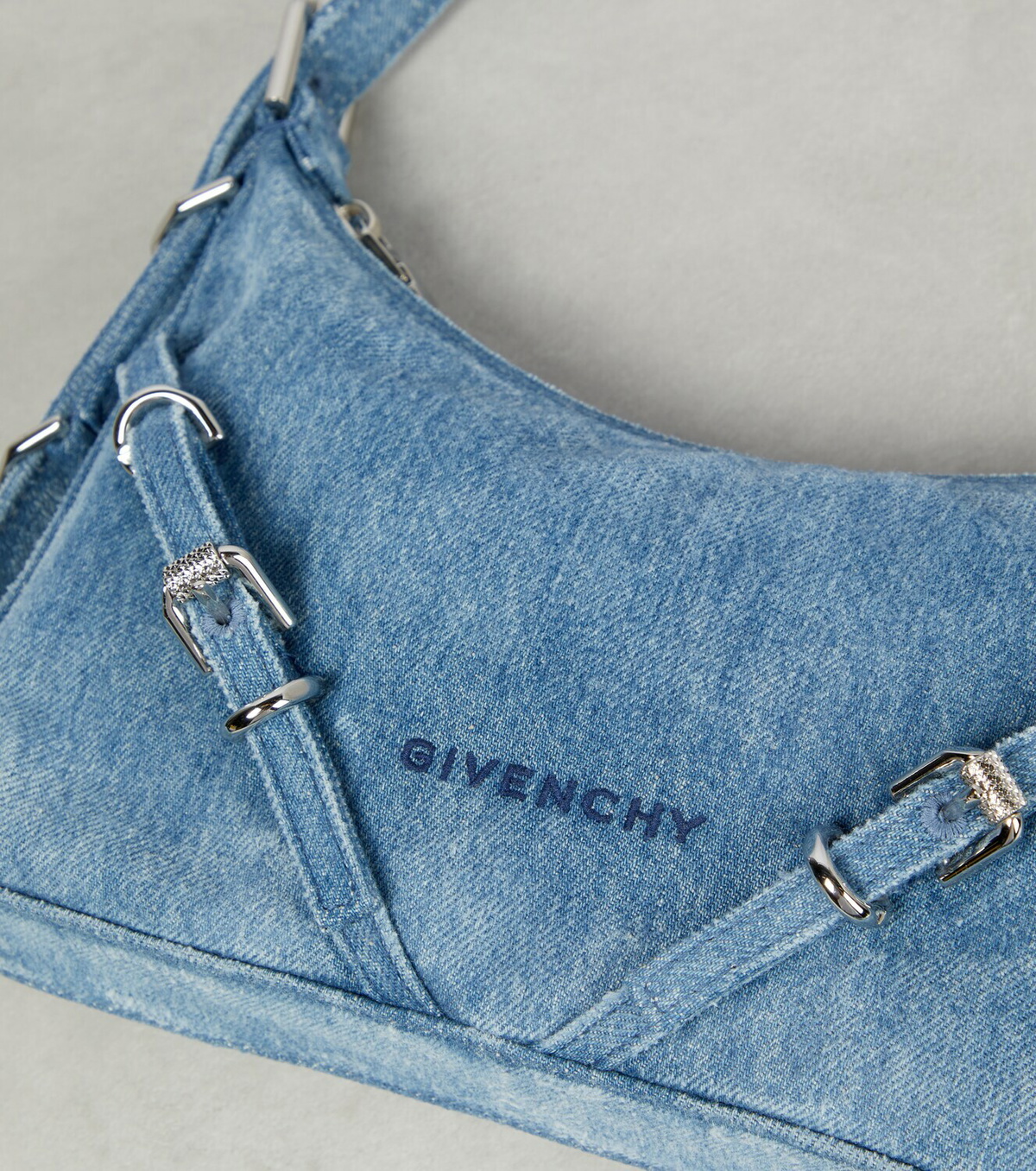 【関税&送料込】Givenchy Mini Gonna Voyou In Denim Givenchy Voyou Mini denim shoulder bag Givenchy