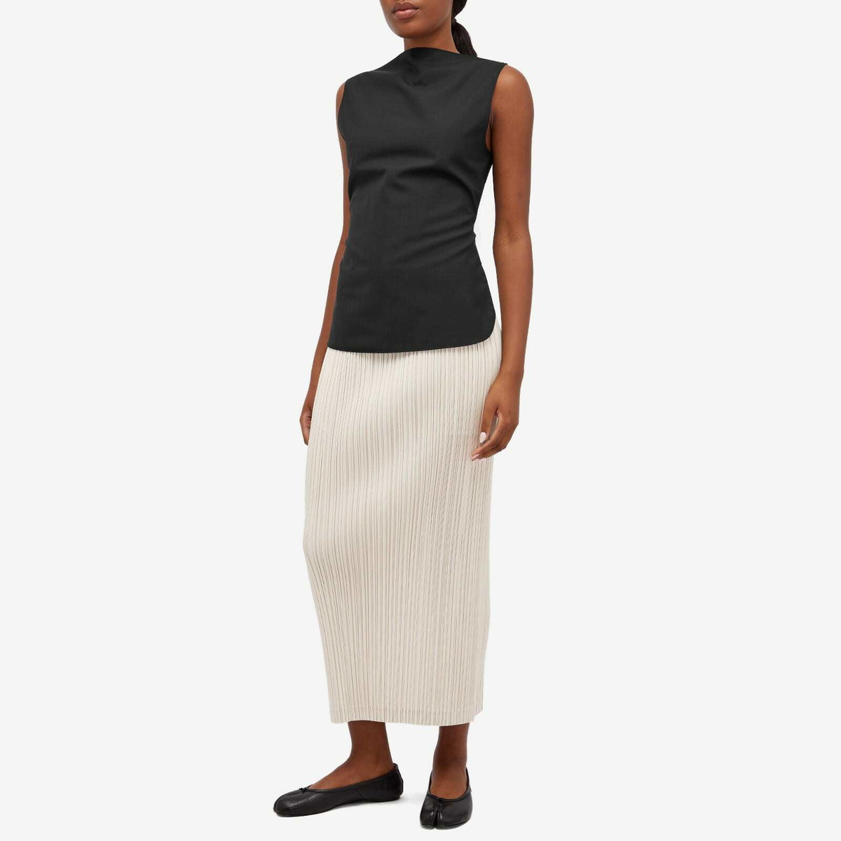 Pleats Please Issey Miyake Women's Skirt in 40-Light Beige