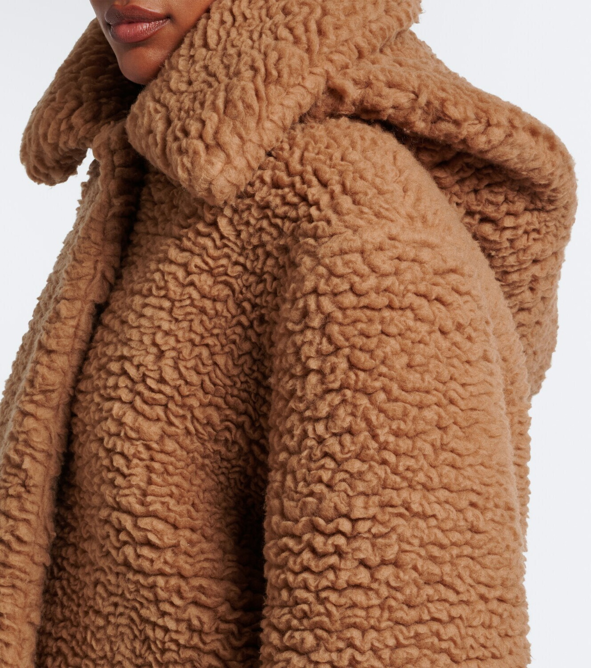 Loewe Wool and silk teddy coat