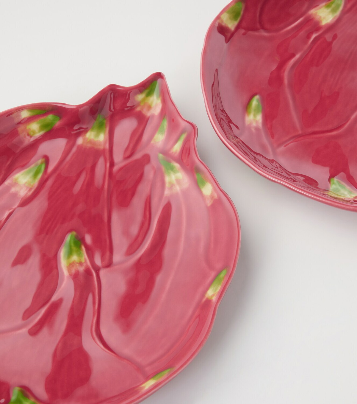 Bordallo Pinheiro Tropical Fruits Pitaya set of 4 earthenware dessert plates