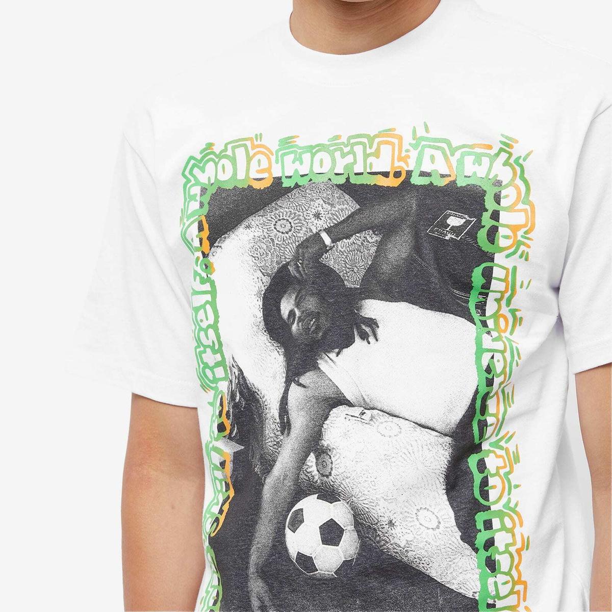 ★MARKET★ U BOB MARLEY SOCCER TSHIRT WHITE MKTU3FRTS036WH MARKET x Bob Marley Soccer T-Shirt in White MARKET