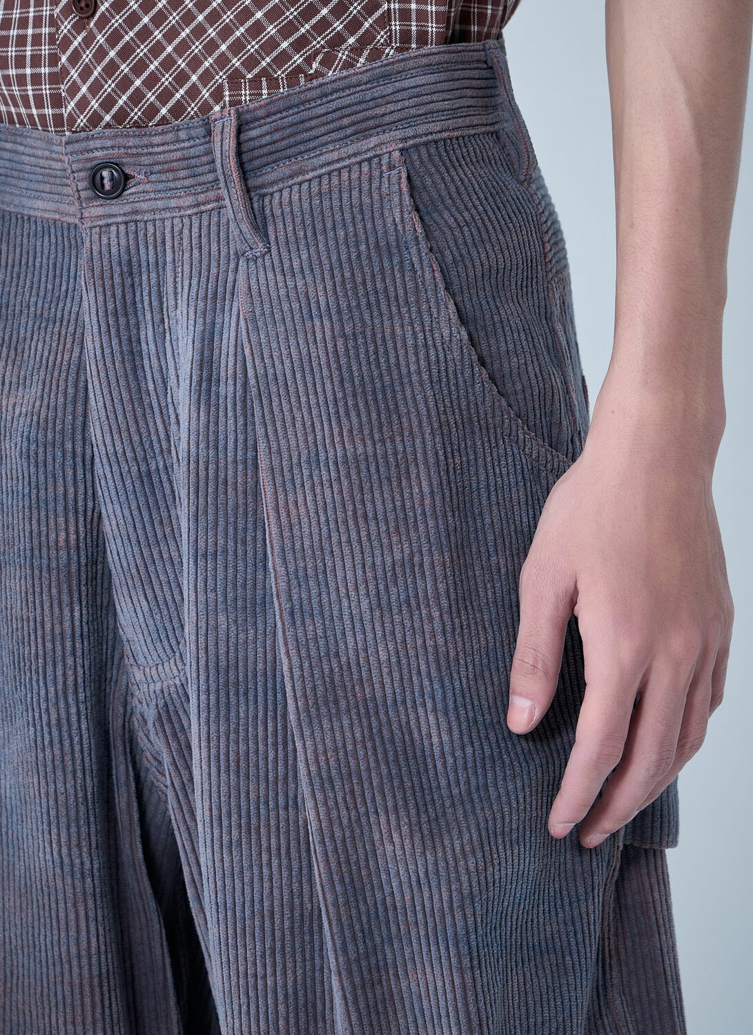 Story mfg. Lush Corduroy Cotton Carpenter Trousers