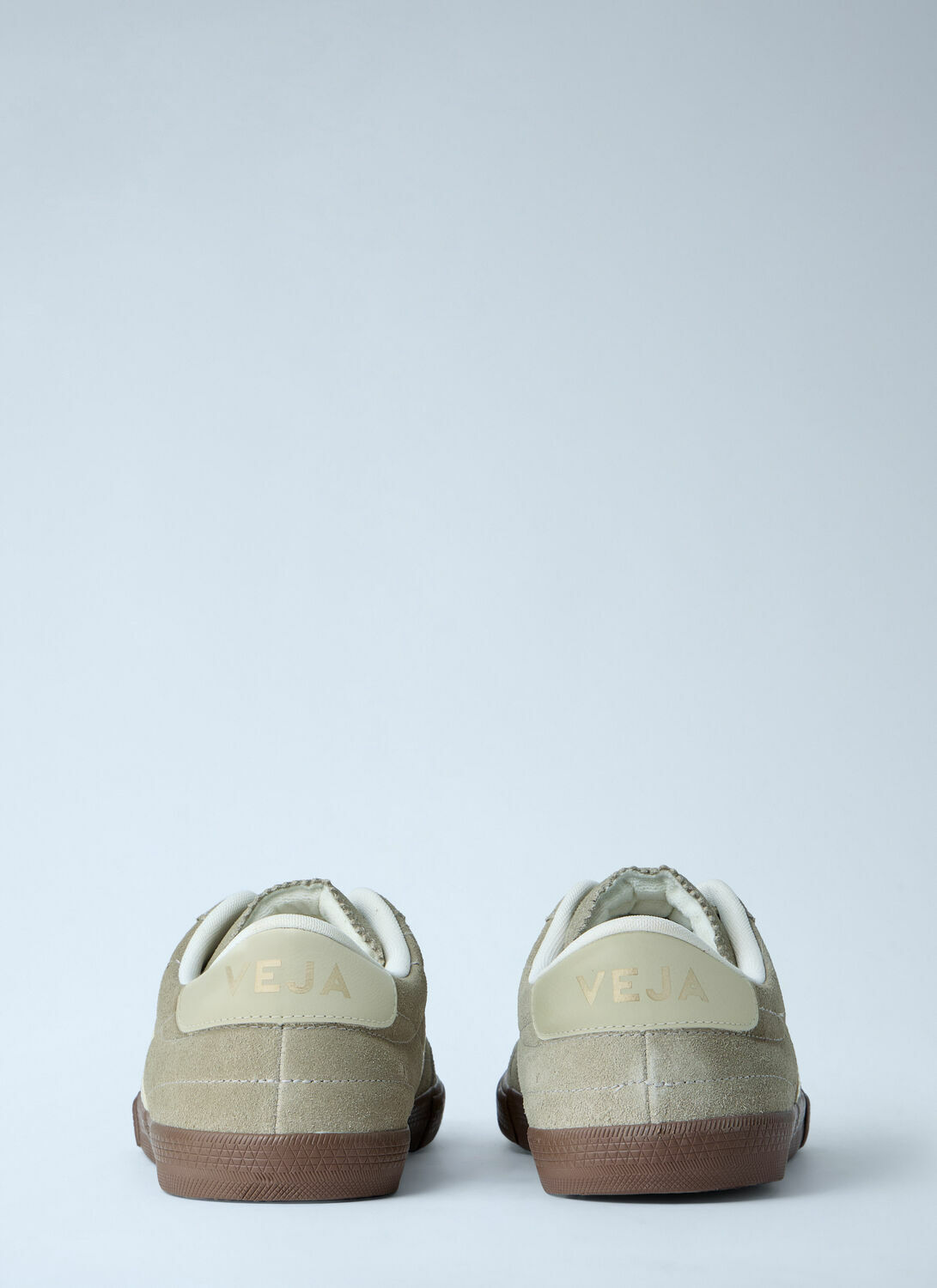 Veja Panenka Sneakers