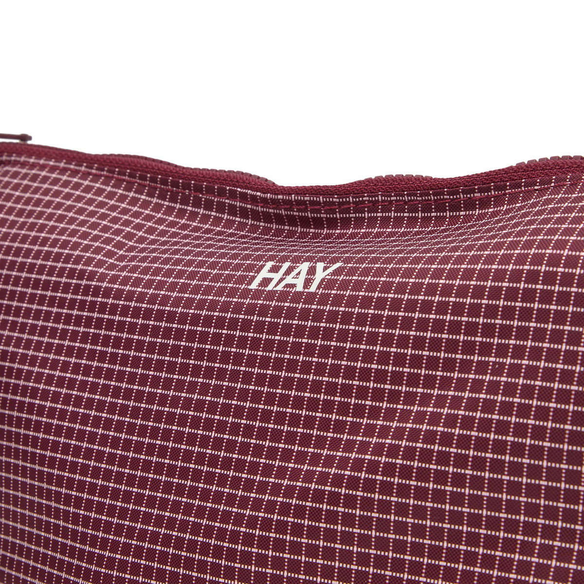 HAY Grid Pouch - Medium in Burgundy 