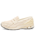 New Balance 1906L Sneaker in Bisque