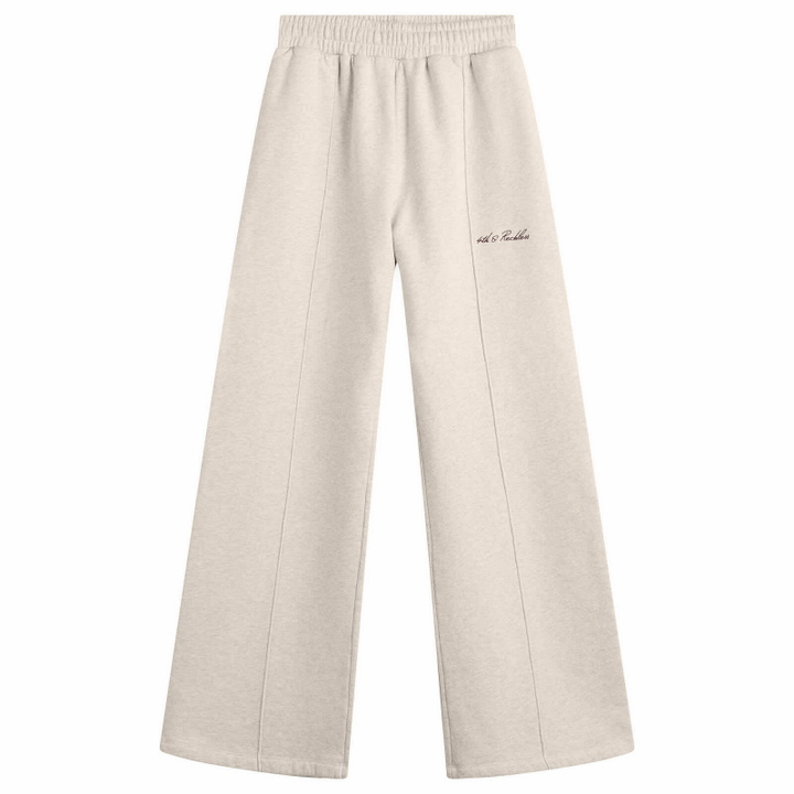 Photo: 4th & Reckless Women's Fergie Joggers in Oatmeal