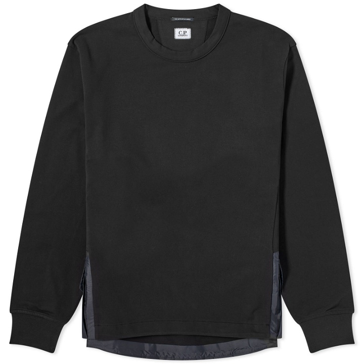 Photo: C.P. Company Men's Metropolis Series Fleece Mix Pocket Sweatshirt in Black