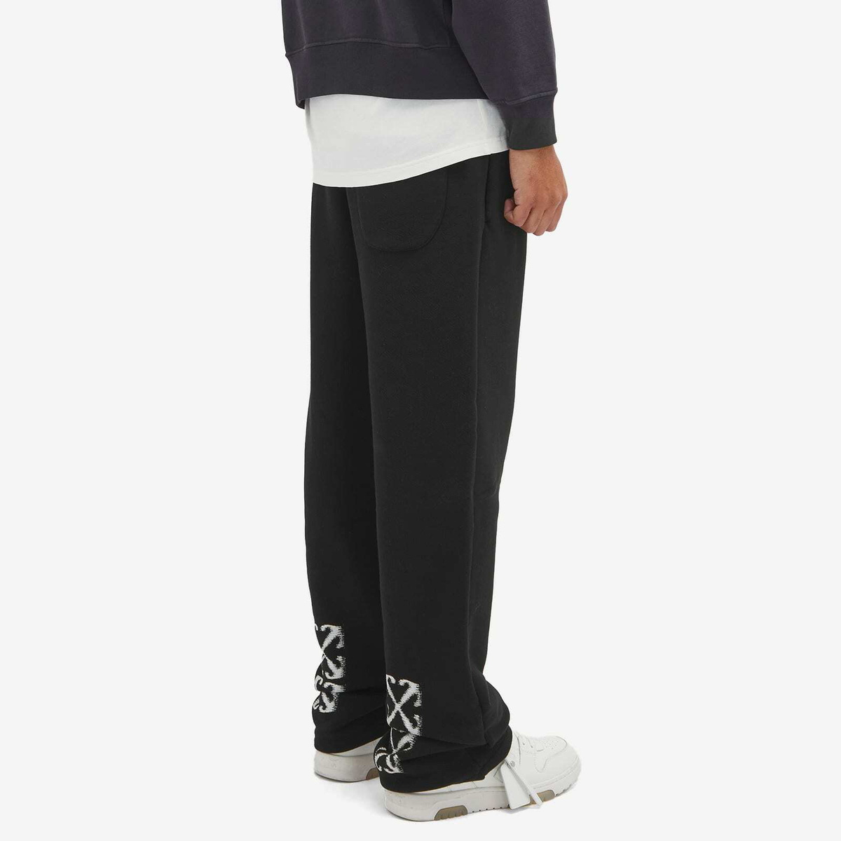Off-White Men's Windy Arrow Sweat Pants in Black Off-White