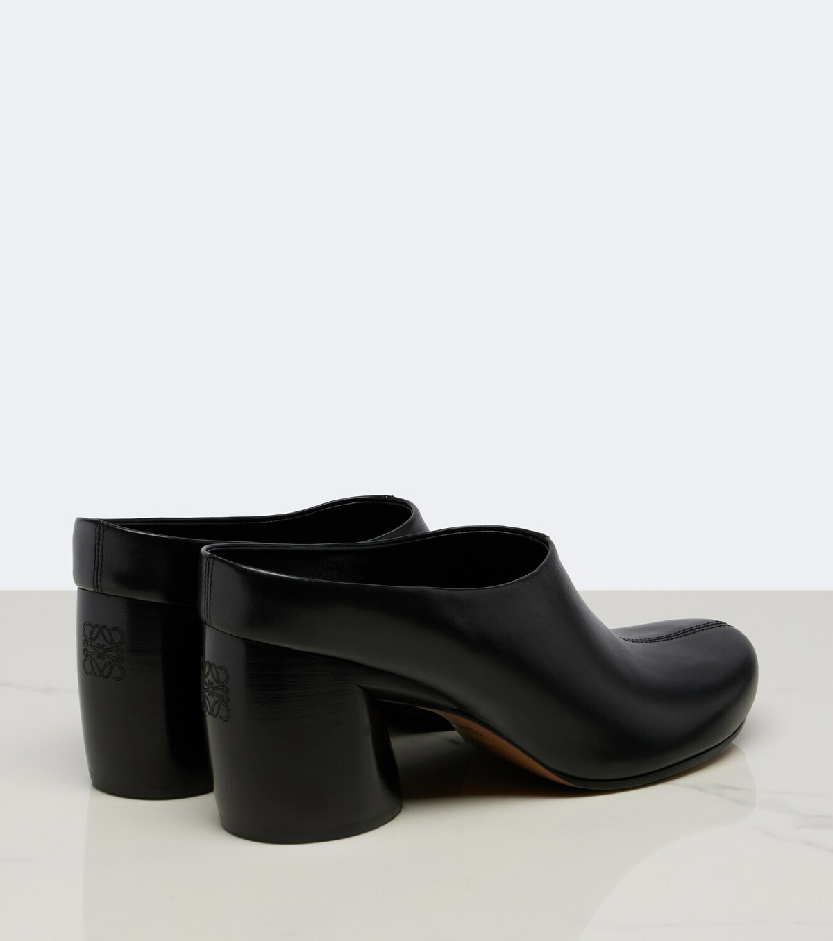 Loewe Oval leather mules