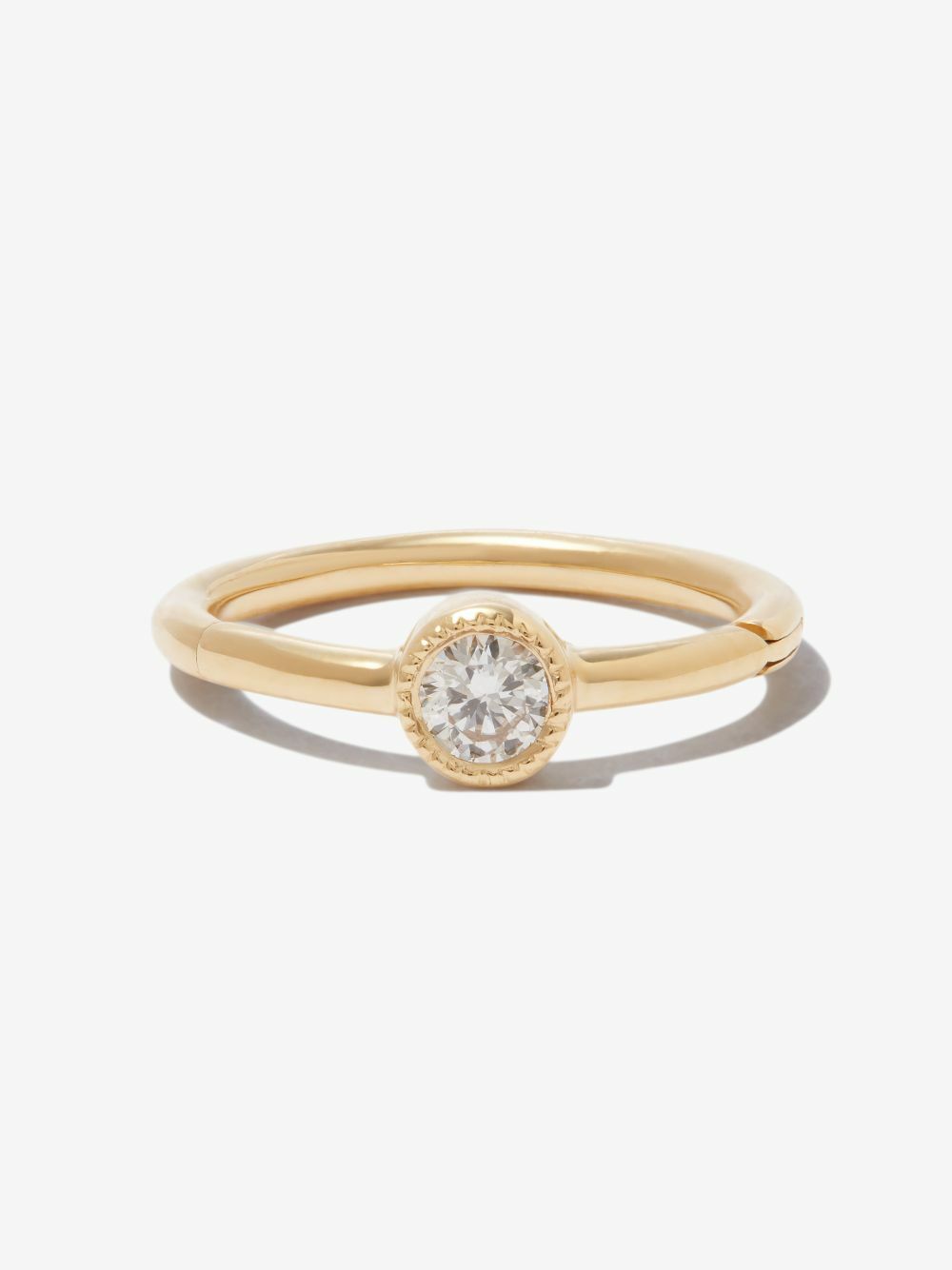 MARIA TASH 18K Yellow Gold Scalloped Diamond Hoop Earring