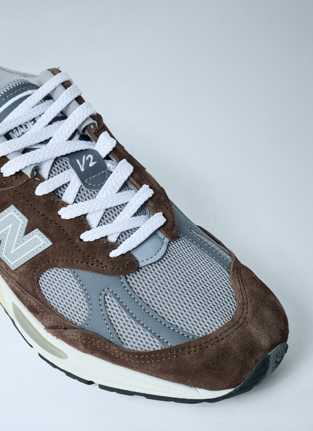 New Balance 991v2 Sneakers